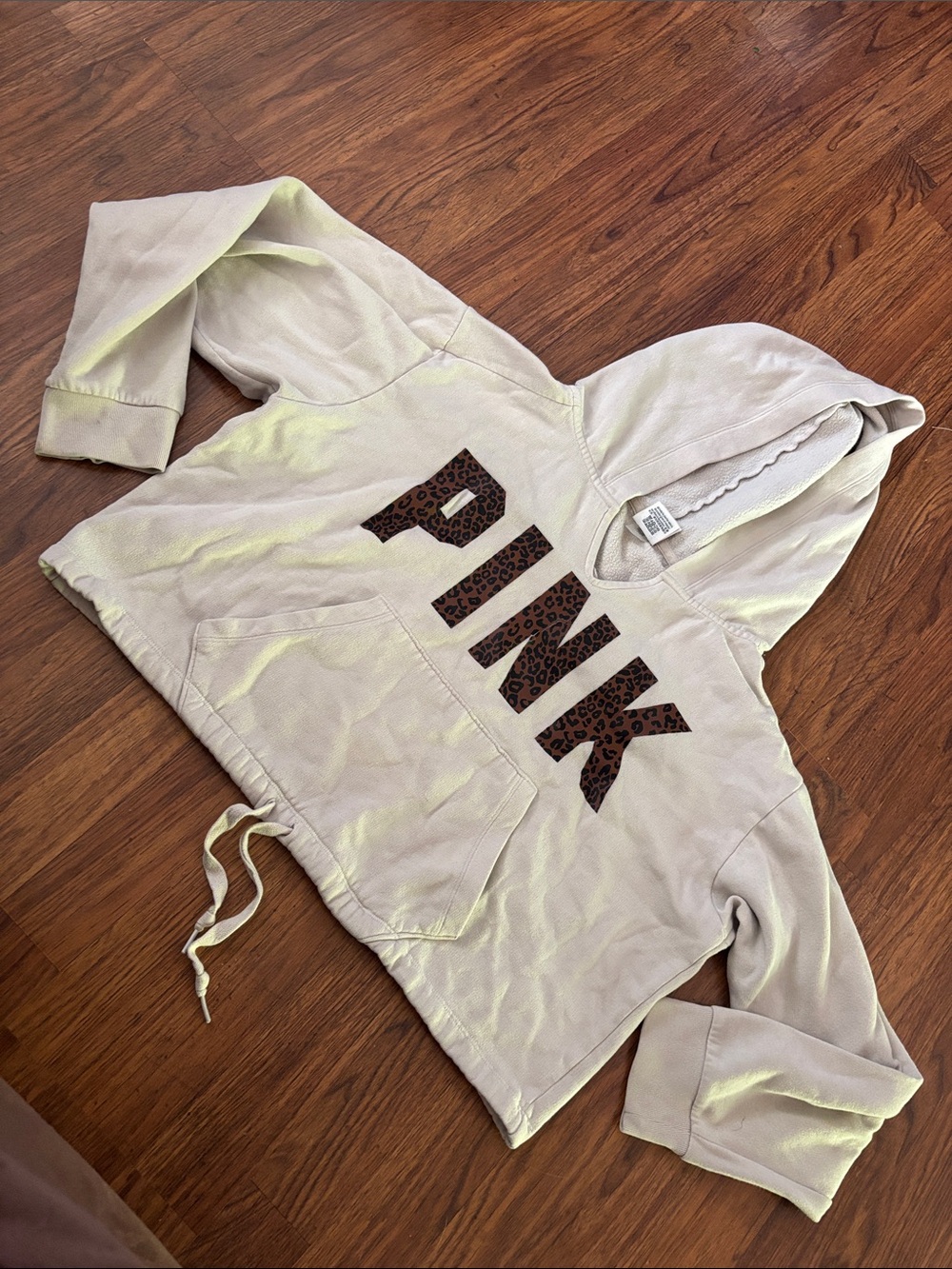 Cropped Hoodie with Leopard PINK Logo - Light Beige